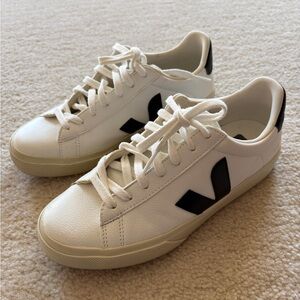 Veja White and Black Athletic Shoes size 8